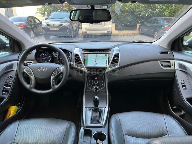 Hyundai Elantra 2015, 138,120 km - 1.8 л - Bakı