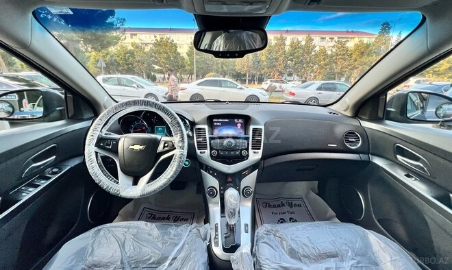 Chevrolet Cruze-9