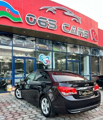 Chevrolet Cruze-16