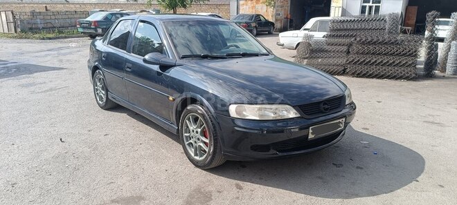 Opel Vectra 2001, 540,000 km - 1.6 l - Qəbələ