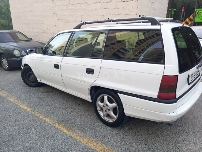 Opel Astra 1996, 274,217 km - 1.6 l - Bakı