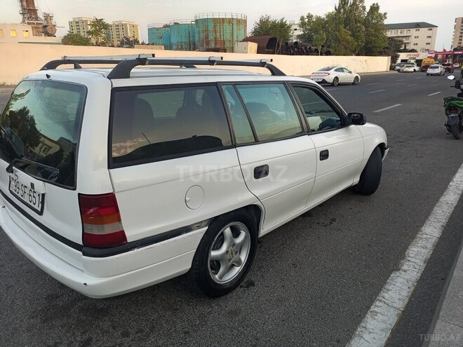 Opel Astra 1996, 274,217 km - 1.6 l - Bakı