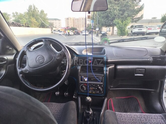 Opel Astra 1996, 274,217 km - 1.6 l - Bakı