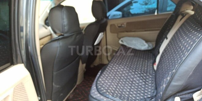 Toyota Fortuner-7