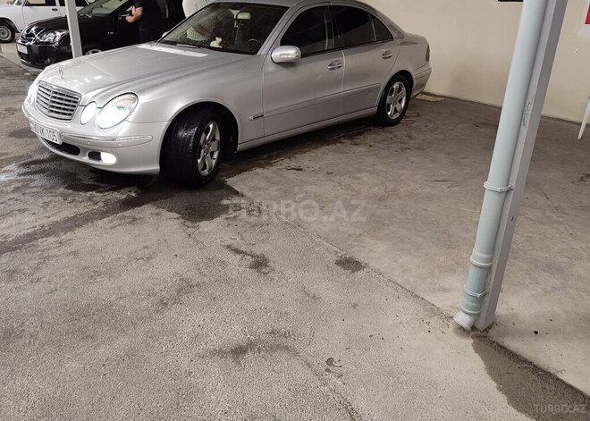 Mercedes E 220 d 2002, 461,000 km - 2.2 l - Bərdə