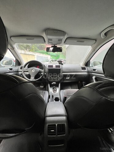 Volkswagen Jetta-4