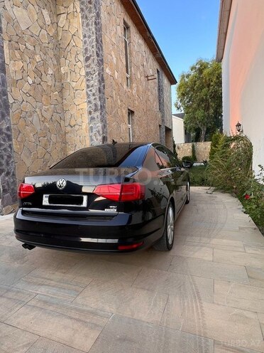 Volkswagen Jetta-3