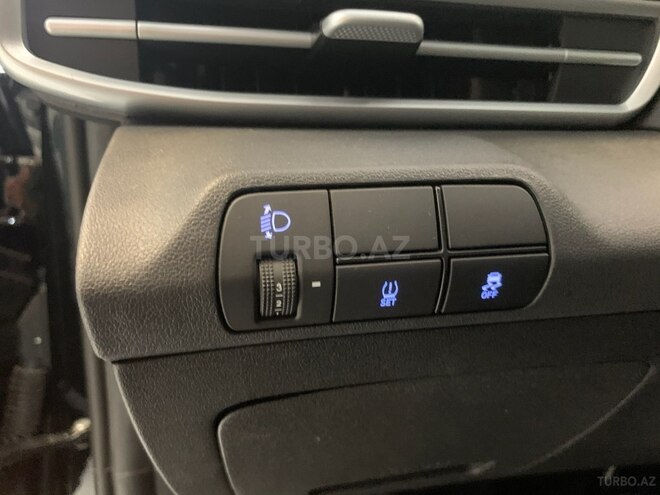 Hyundai Elantra-9