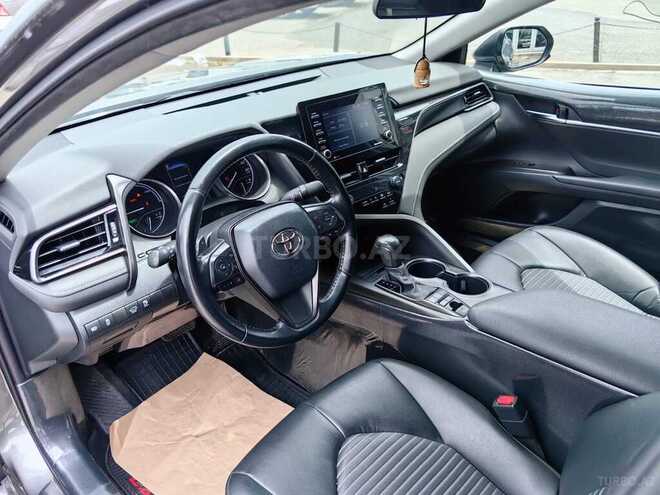 Toyota Camry-23