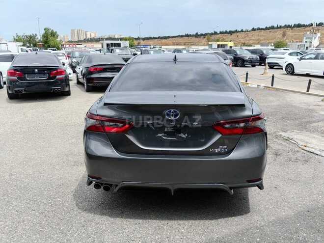 Toyota Camry-6