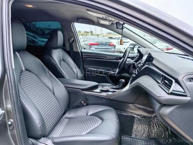 Toyota Camry-27