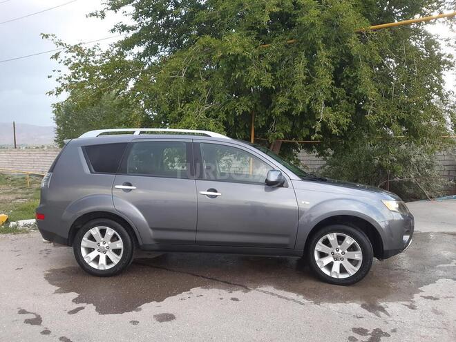 Mitsubishi Outlander 2007, 278,474 km - 3.0 л - Naxçıvan