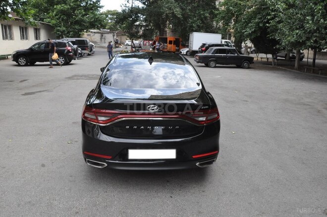 Hyundai Grandeur 2018, 160,000 km - 2.2 л - Bakı