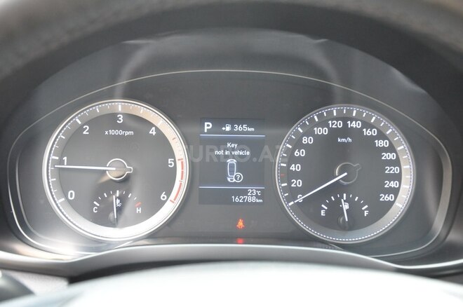 Hyundai Grandeur 2018, 160,000 km - 2.2 л - Bakı