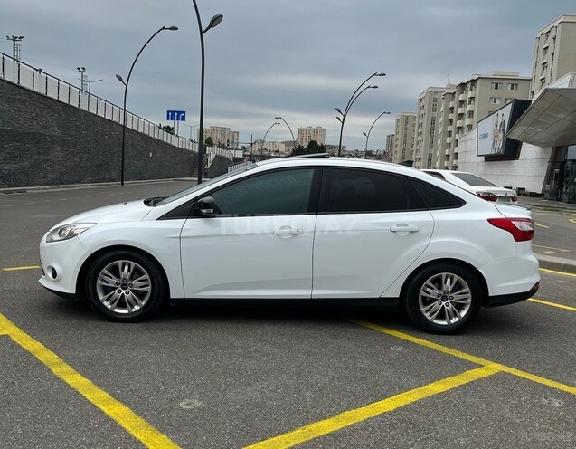 Ford Focus 2014, 150,000 km - 1.6 л - Bakı