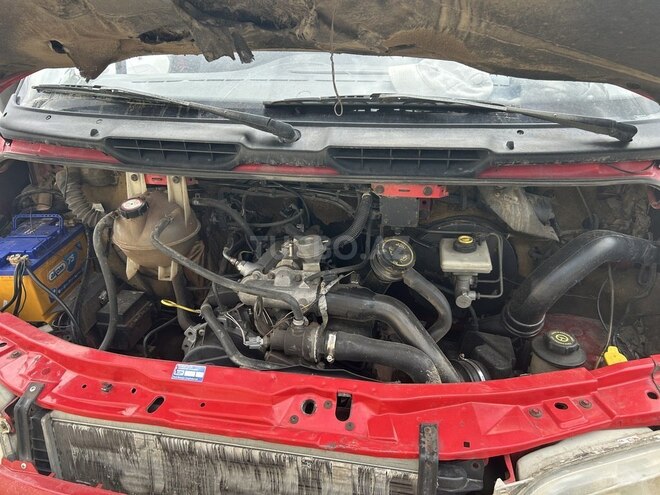 Ford Transit-6