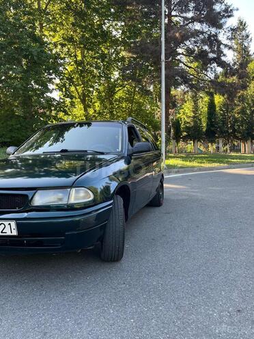 Opel Astra 1995, 300,000 km - 1.6 л - Mingəçevir