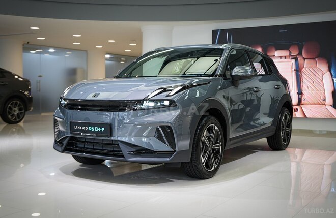 Lynk & Co 06-3