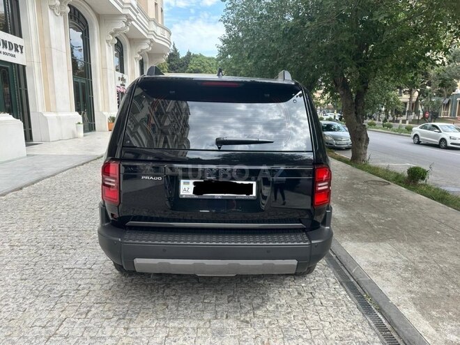Toyota Land Cruiser Prado-3