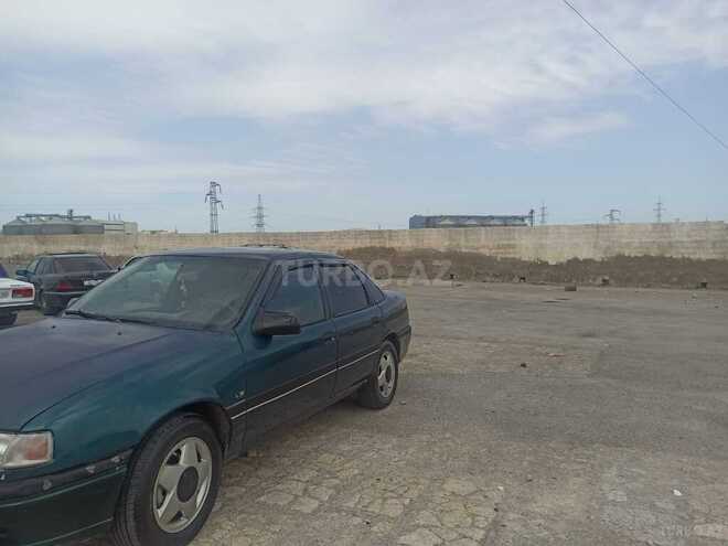 Opel Vectra 1995, 200,000 km - 2.0 l - Bakı