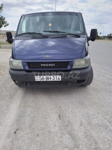 Ford Transit-1