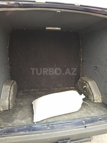 Ford Transit-7