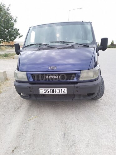 Ford Transit-8