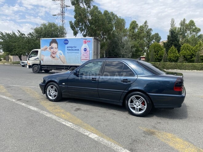 Mercedes C 220-8