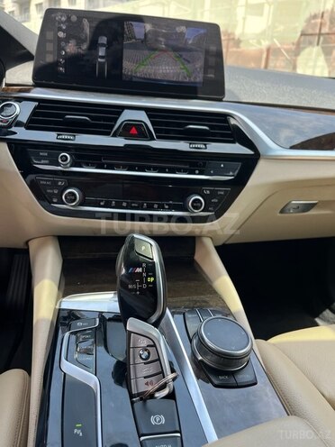 BMW 530-15