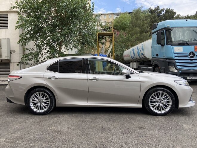 Toyota Camry 2019, 99,000 km - 2.5 l - Bakı