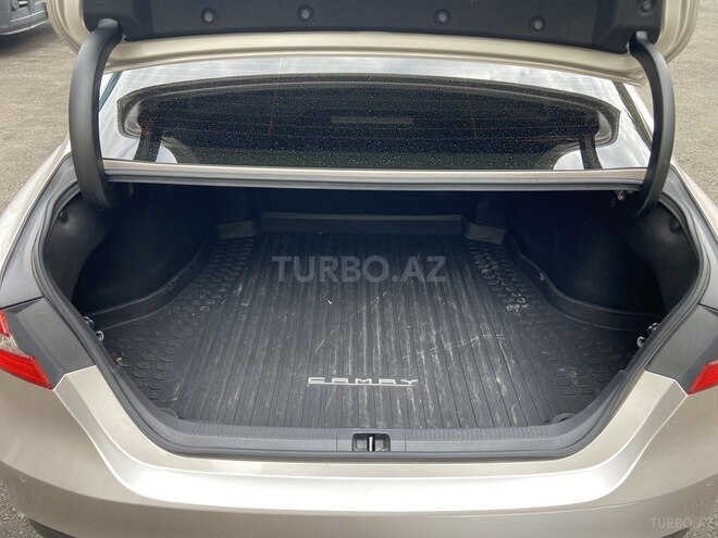 Toyota Camry 2019, 99,000 km - 2.5 l - Bakı