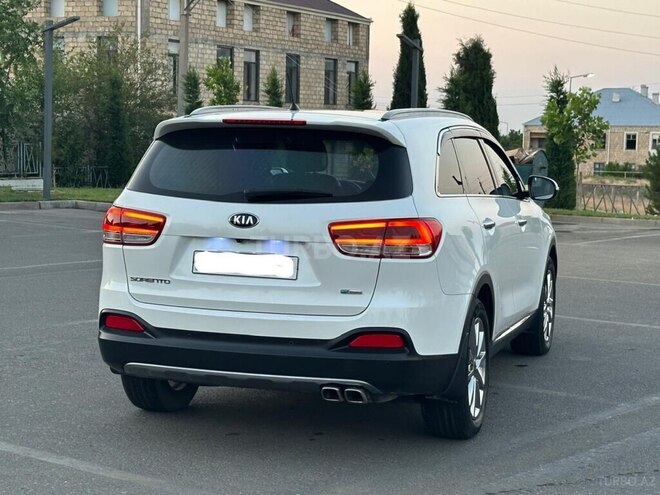 Kia Sorento-5