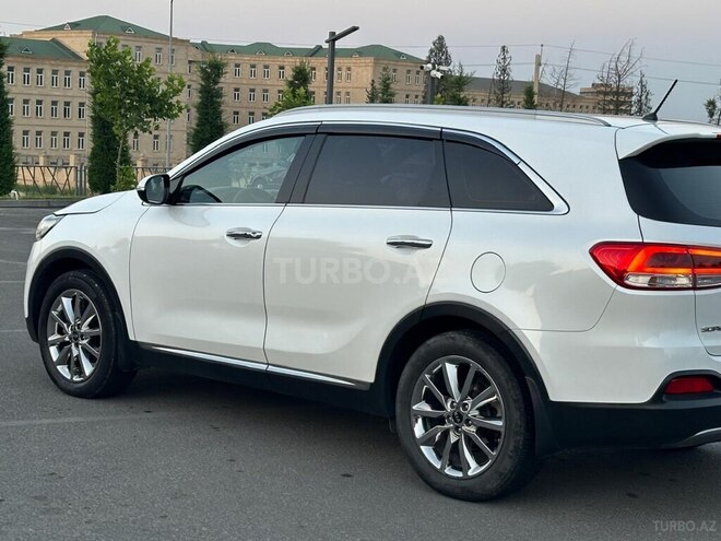Kia Sorento-10