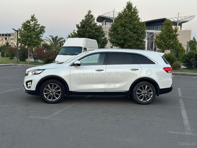 Kia Sorento-9