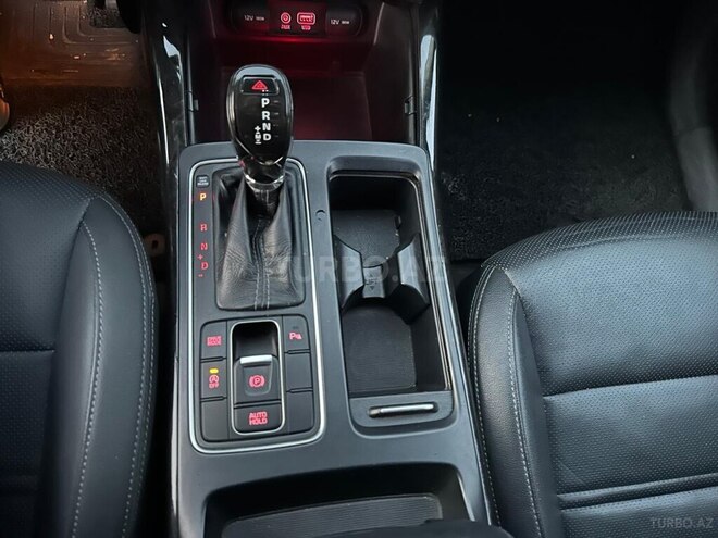 Kia Sorento-18