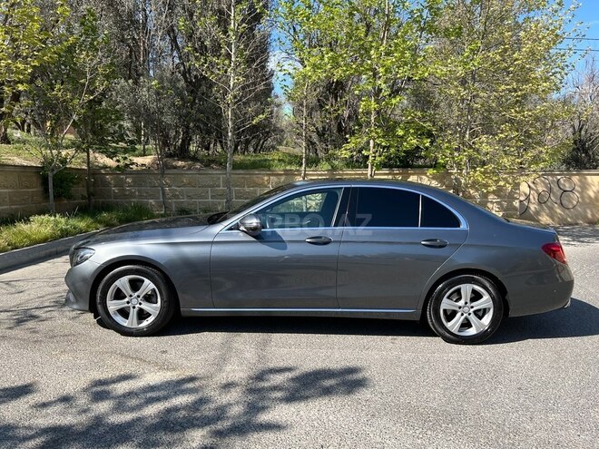 Mercedes E 220 d 2017, 210,000 km - 2.0 l - Bakı