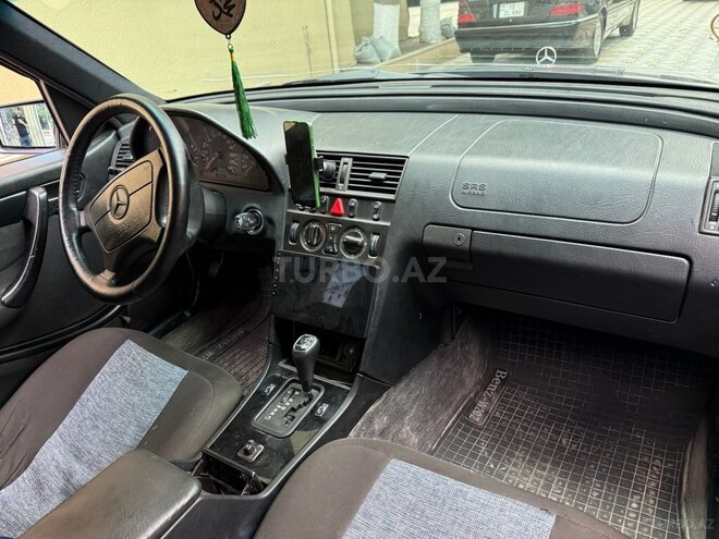 Mercedes C 200 1997, 333,000 km - 2.0 l - Bakı