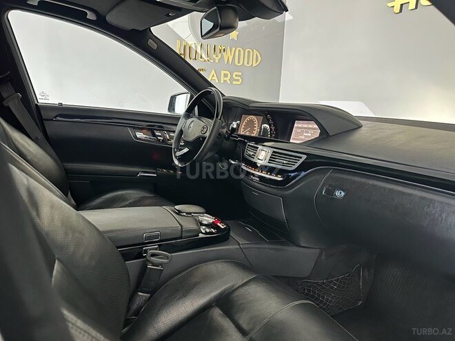 Mercedes S 500 4MATIC-12