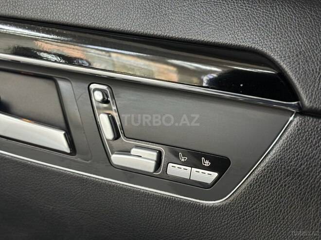 Mercedes S 500 4MATIC-19