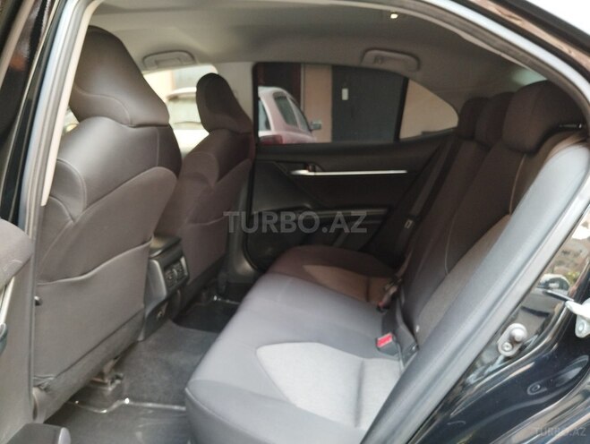 Toyota Camry-10