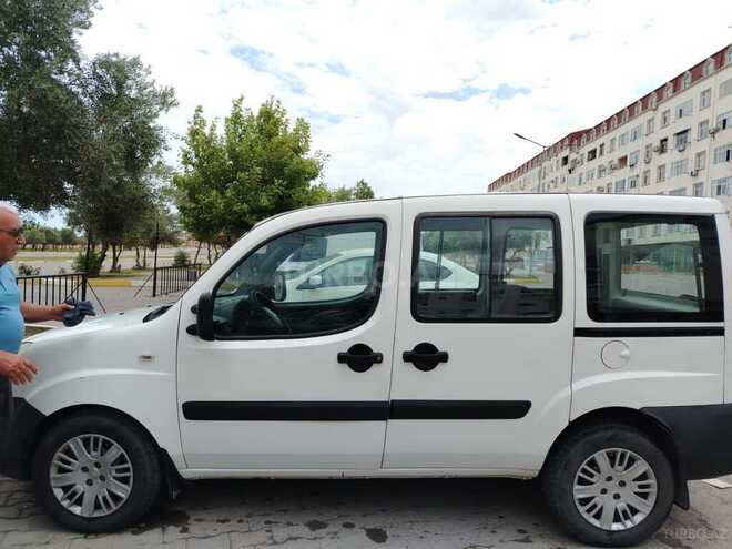 Fiat Doblo 2009, 200,000 km - 1.4 l - Bakı