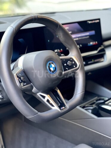 BMW 530e 2024, 15,000 km - 2.0 l - Bakı