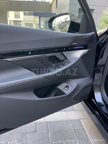 BMW 530e 2024, 15,000 km - 2.0 l - Bakı