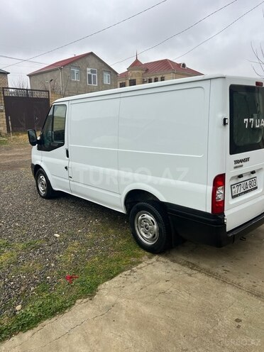 Ford Transit-2