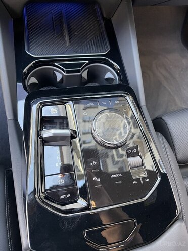 BMW 530e 2024, 15,000 km - 2.0 l - Bakı