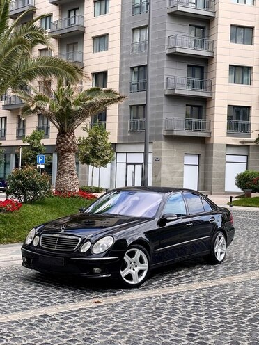Mercedes E 320 2003, 252,000 km - 3.2 l - Bakı