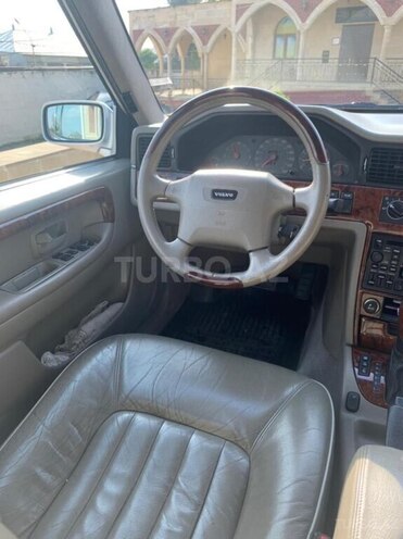 Volvo S90 1998, 86,700 km - 2.9 l - Quba