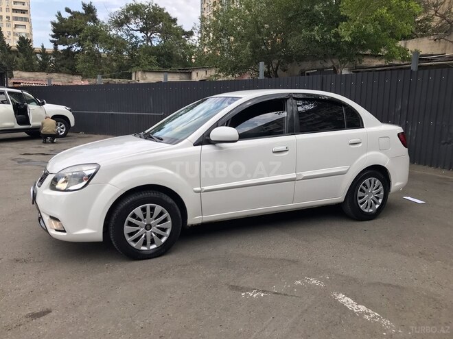 Kia Rio 2011, 290,000 km - 1.4 l - Bakı