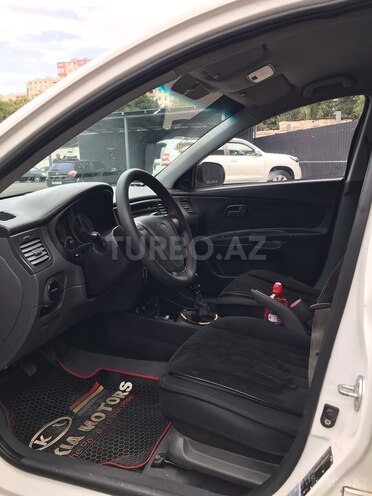 Kia Rio 2011, 290,000 km - 1.4 l - Bakı