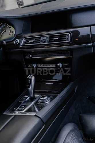 BMW 750-12